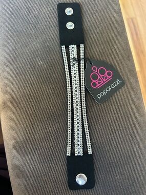 Paparazzi Silver Rhinestone Multi-Row Hair Chain Accessory